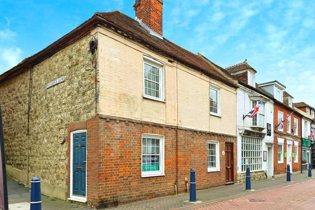 2-bed terraced on 143A, High Street, Hythe, £290,000