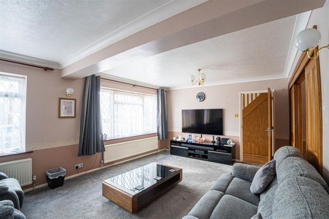 27, Chanctonbury Drive, Hastings photo 4