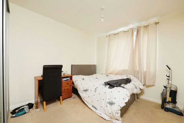 Flat for sale in North Street, Plymouth, Devon