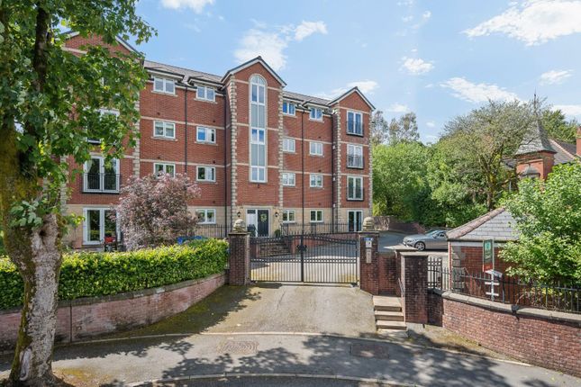2-bed flat on 7 Newhaven, Ashleigh Street, Darwen, £200,000
