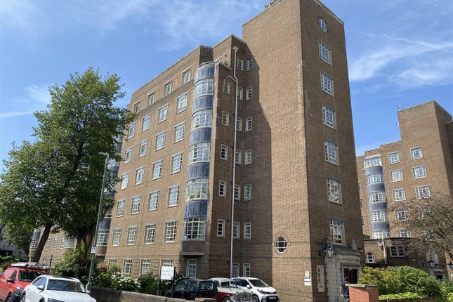 Flat for sale in Wilbury Road, Hove