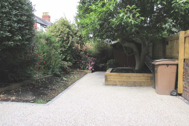 Gobowen Road, Oswestry photo 3