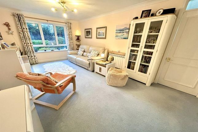 19, Beechwood, Tabley Road, Knutsford photo 3