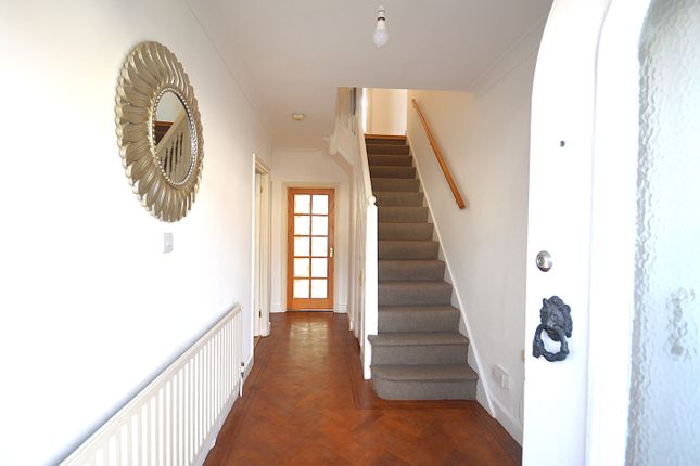 28, Donnington Road, Harrow photo 2