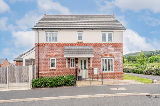 Thumbnail Detached house for sale in Lon Elfod, Abergele