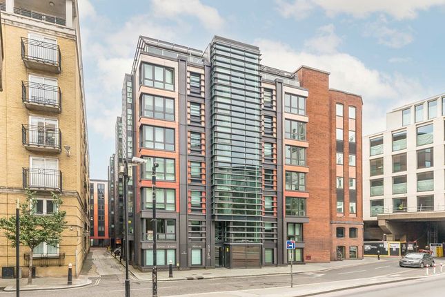 Thumbnail Flat to rent in High Timber Street, London