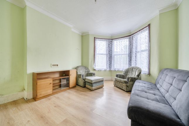 80, The Avenue, London photo 3