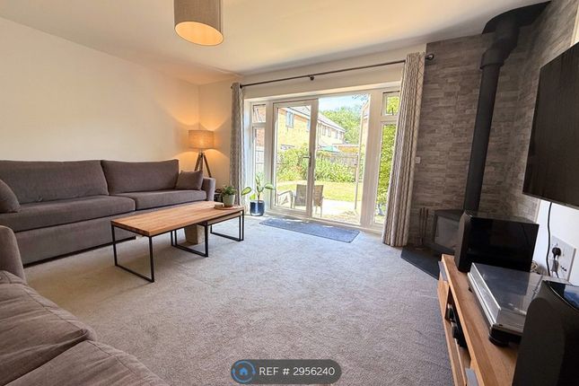 Queens Avenue, Welwyn Garden City photo 2
