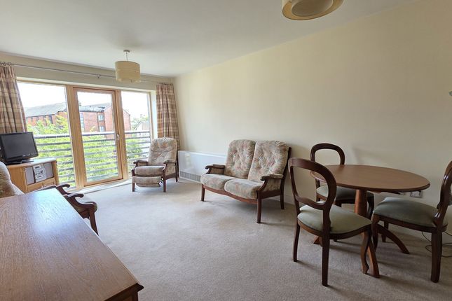 33, Tithe Lodge, Souham photo 2
