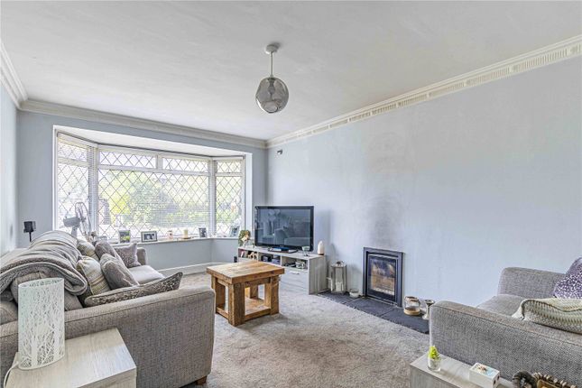 56, Park Crescent, Borehamwood photo 4