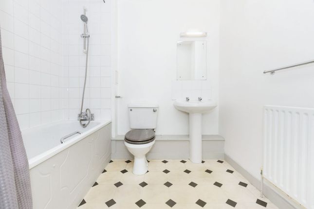 Flat for sale in 51-58 St. Anns, Barking