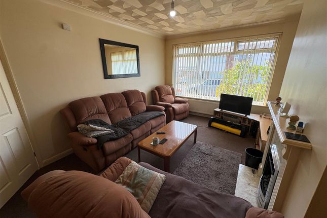 50, Greenville Drive, Bradford photo 4