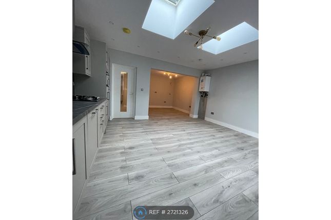 Seymour Avenue, Luton photo 2