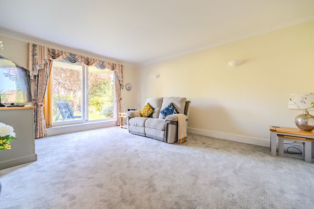 1 Greenwich House , Chesterfield Road, Eastbourne photo 4