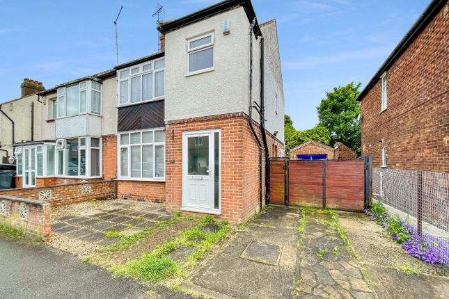 Thumbnail Semi-detached house for sale in Kenneth Road, Luton, Bedfordshire