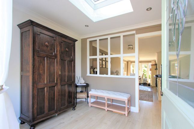 49, Brookbridge Lane, Datchworth photo 2