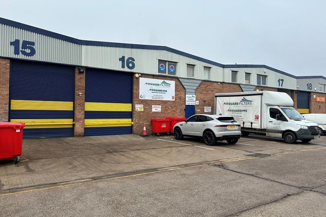 Light industrial to let in Watery Lane Industrial Estate, Watery Lane, Willenhall