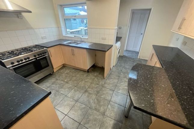 23, Guppy Street, Swindon photo 5