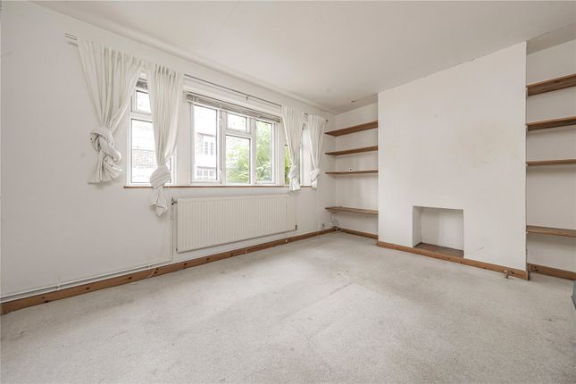 19,, Sussex Court, London photo 2