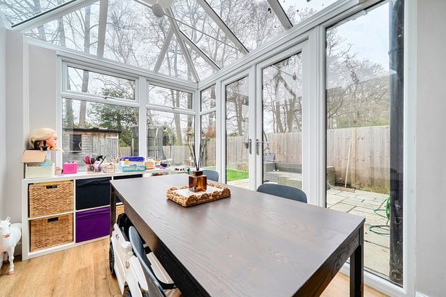 107, Vine Road, Slough photo 5