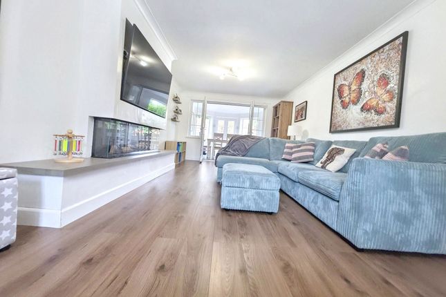 21, Dunholm Close, Houghton Le Spring photo 4