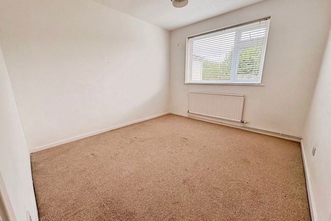 60, Pine Valley, Cwmavon Port Talbot photo 4