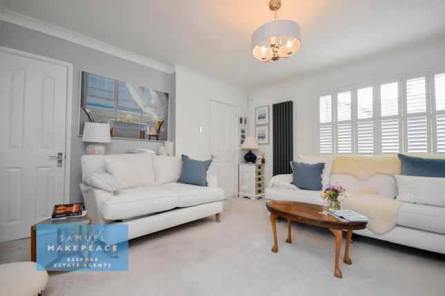 28 Hollinshead Close, Scholar Green, Stoke-on-Trent photo 4