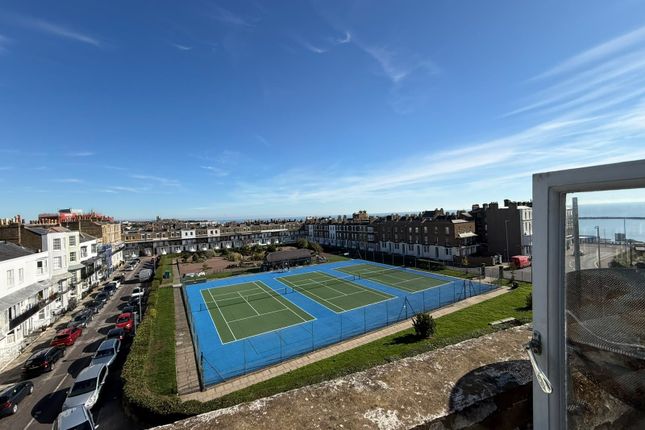 12,Flat 5, Royal Road, Ramsgate photo 3