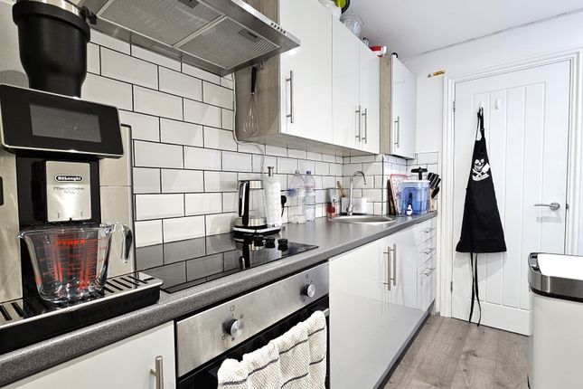 24B, Second avenue , Queenborough  photo 4
