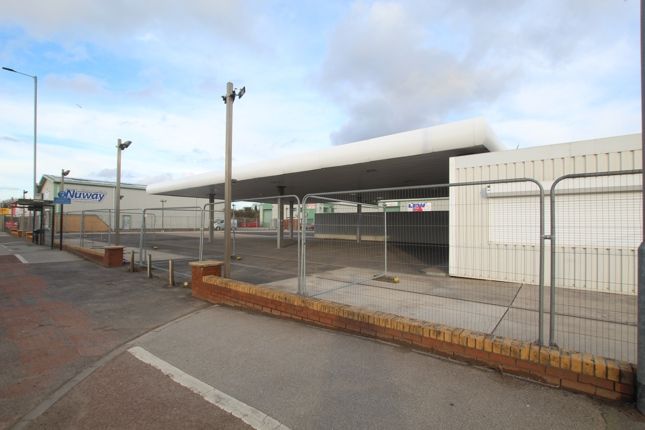 Industrial to let in Stoneferry Road, Hull, East Riding Of Yorkshire