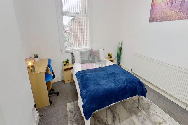 Trafalgar Road, Salford photo 3