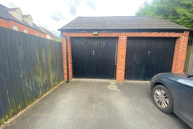 44, Primrose Way, KIDDERMINSTER photo 2