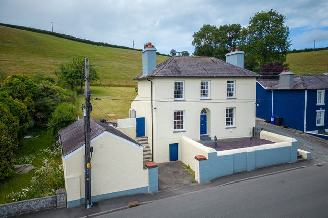 Llys-Y-Wawr, Panteg Road, Aberaeron photo 4