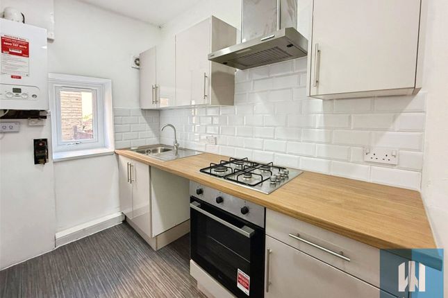 12, Sheepridge Road, Huddersfield photo 2