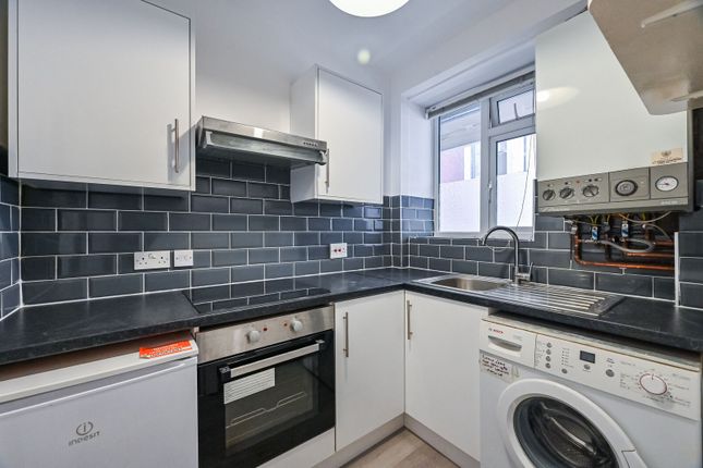 Pentonville Road, Islington photo 2