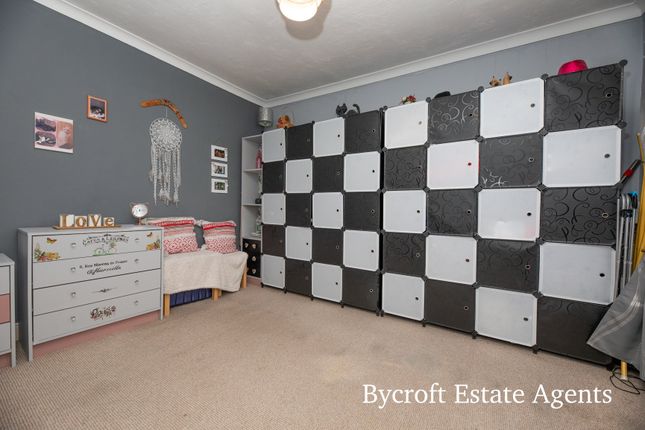 End terrace house for sale in Churchill Road, Great Yarmouth