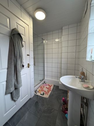 22, Keppoch Street, Cardiff photo 3