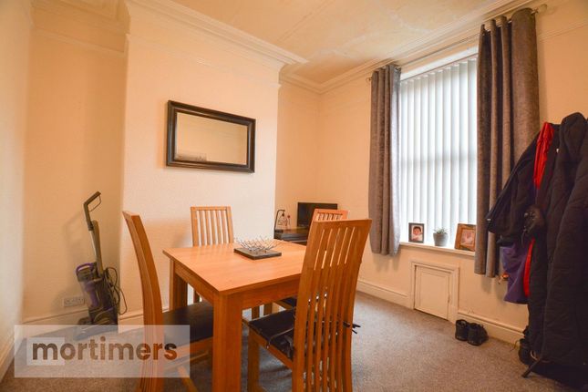 10, Queen Street, Accrington photo 3