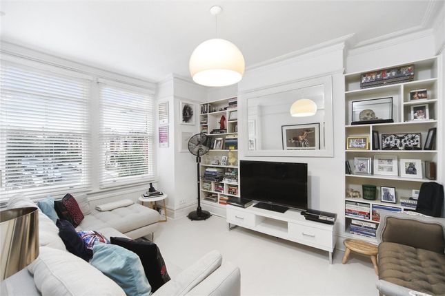 18A, Dunraven Road, Shepherd's Bush W12 photo 2