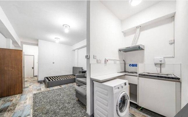 Flat D, 423, Hornsey Road, London photo 3