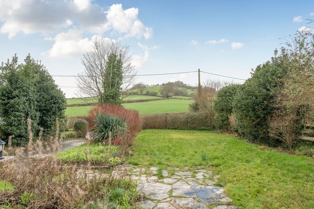 Ravensbury, Foxmoor Lane, Stroud photo 3