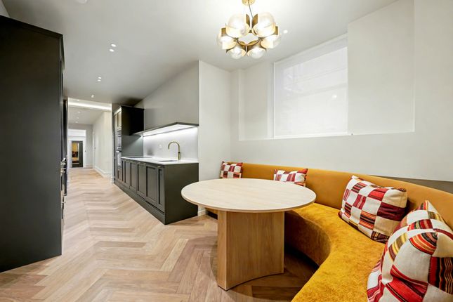 Flat A, 22, Warrington Crescent, Little Venice photo 3