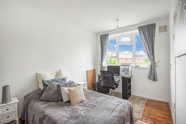 Flat for sale in 112 Melbourne Grove, East Dulwich, London