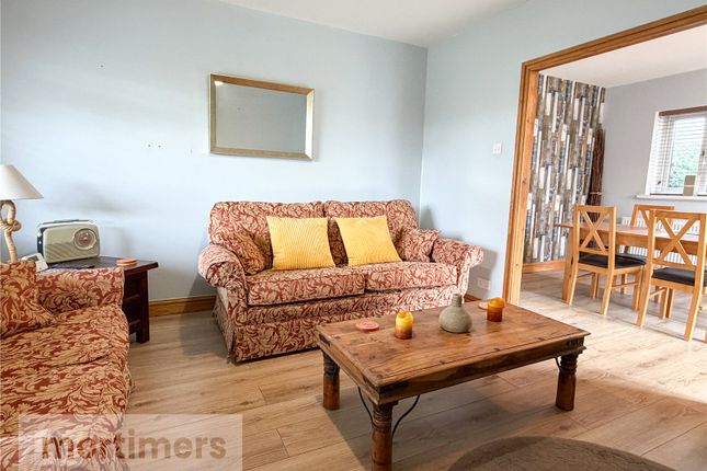 2, Beech Close, Blackburn photo 2