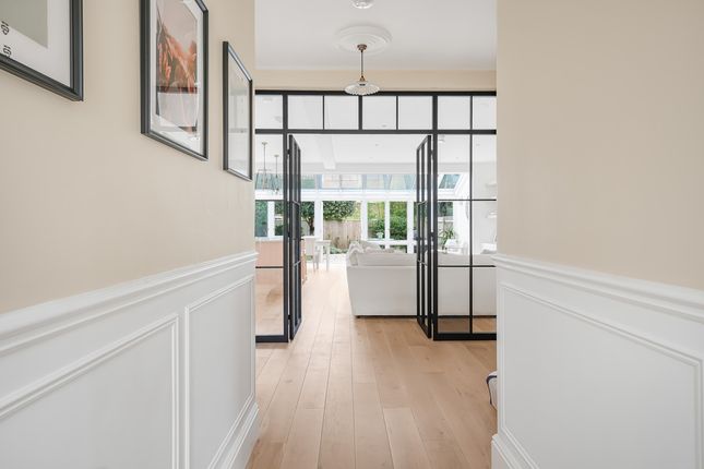 3, Cartwright Way, London photo 2