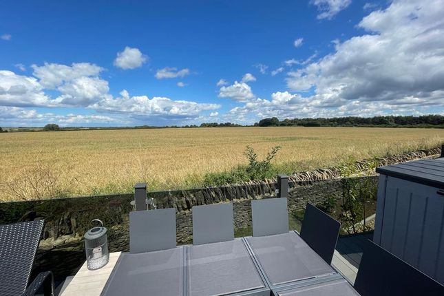 Thumbnail Lodge for sale in Cotswold Hills Country Park, Chipping Norton