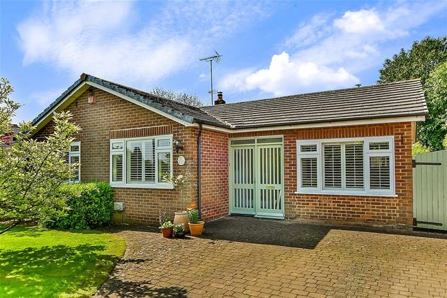 Thumbnail Detached bungalow for sale in The Street, Frinsted, Sittingbourne, Kent