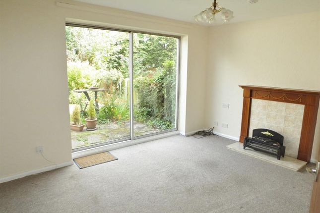 4, Coral Drive, Aughton photo 3
