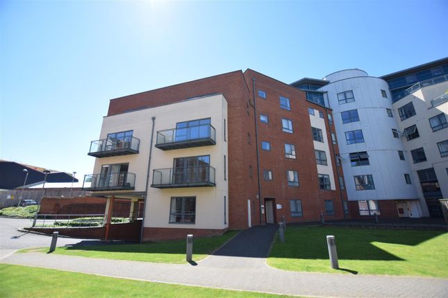 Flat to rent in Paper Mill Yard, Norwich