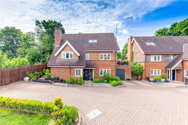 Thumbnail Property for sale in London Road, Welwyn, Hertfordshire